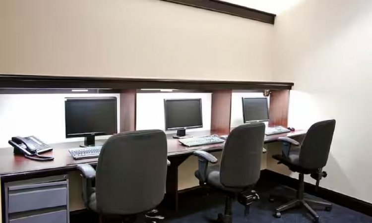 DoubleTree Downtown Wilmington Hotel